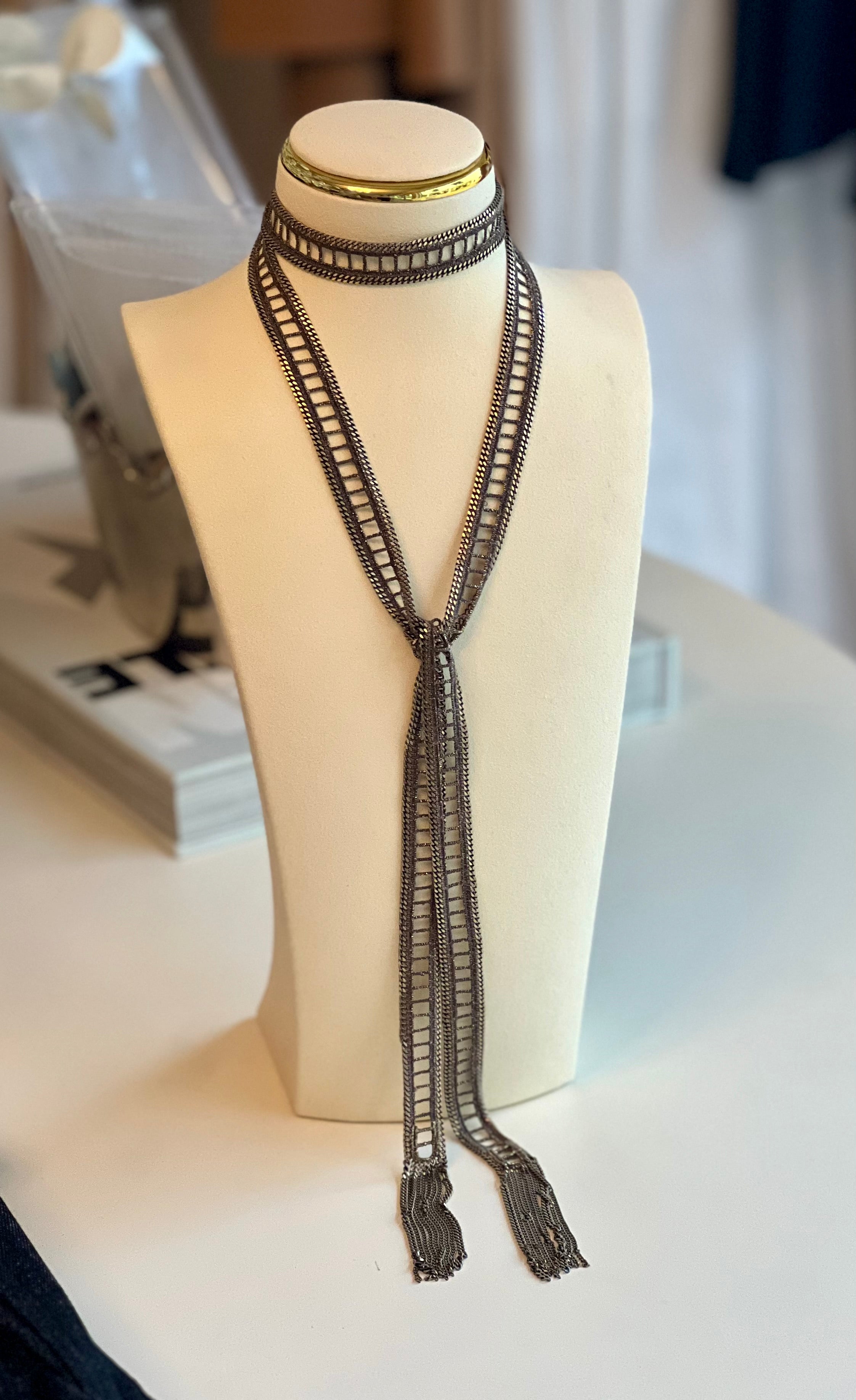 Nº 1D002 Antique Gold Necklace