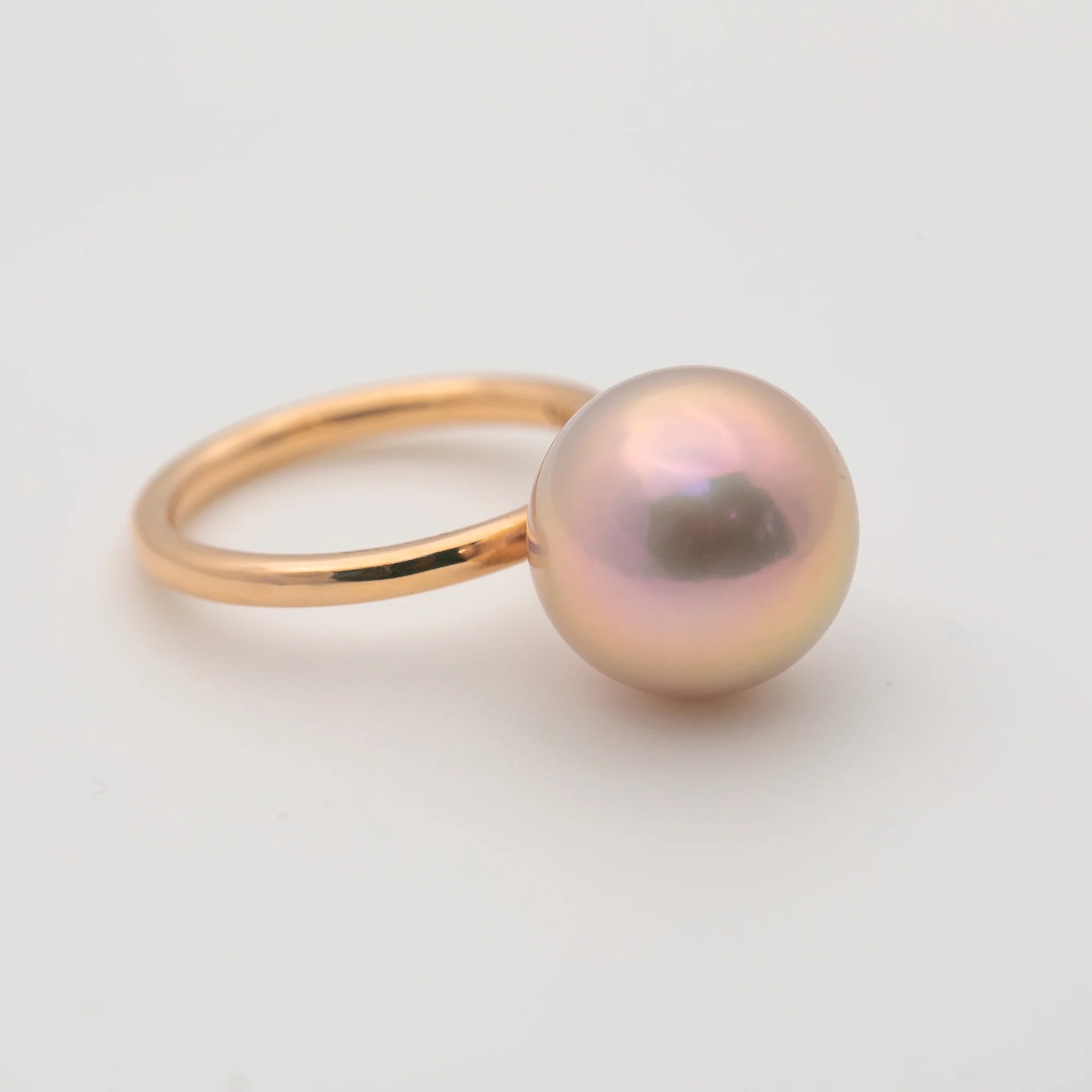 Rose Pearlesque Ring